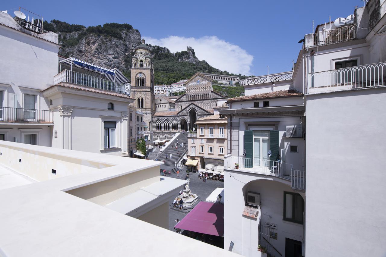 La Bambagina Hotel Amalfi Exterior photo